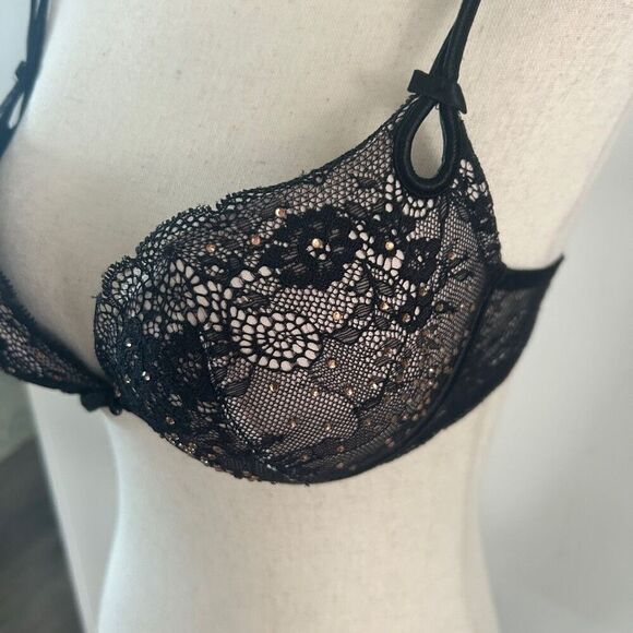 Victoria's Secret limited edition Gorgeous bra size 34C black push-up with stone - Picture 6 of 8
